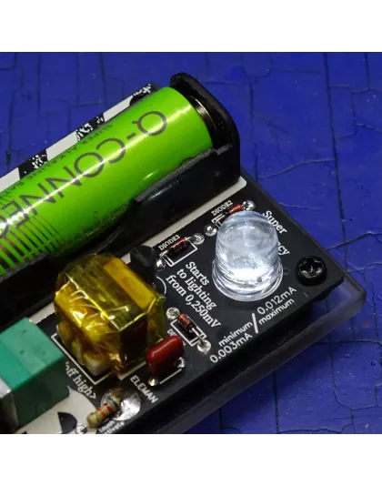 Super Efficiency Joule Thief from, AA, startup 0.25v to 1.5v &amp; 0.003A to 0.012A!