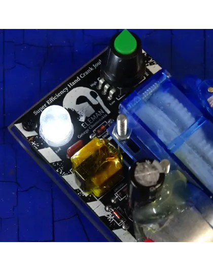 Hand Crank Supercapacitor 35 seconds charge to 15,20 or 30 MINUTES of Lighting