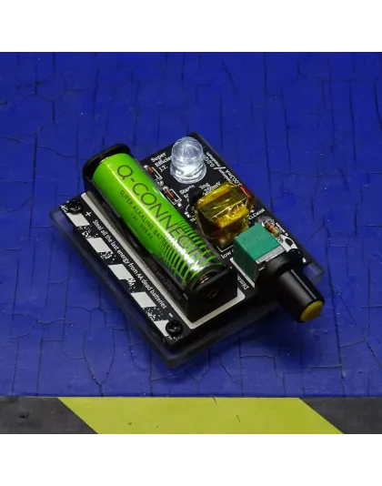 2pcs Hand Crank Supercapacitor &amp; Super Efficiency Joule Thief AA 1.5volt