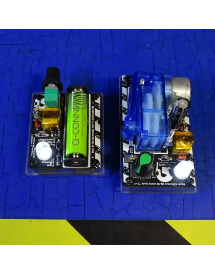 2pcs Hand Crank Supercapacitor &amp; Super Efficiency Joule Thief AA 1.5volt