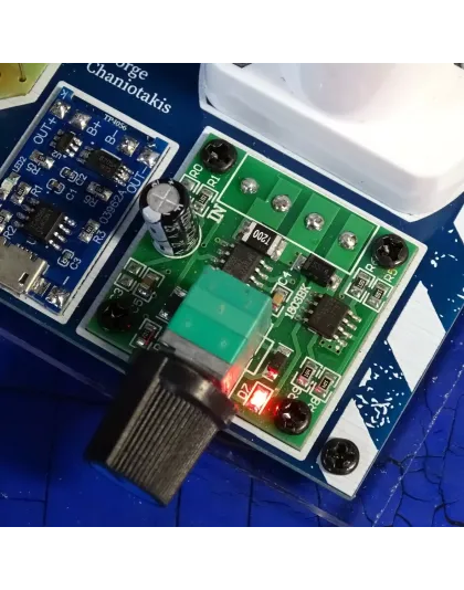 DC Motor to Permanent Magnet Synchronous Generator Rechargeable micro usb 5volt